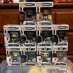 Lot of Dallas Cowboys Funko Pops *modern and old players/coaches*